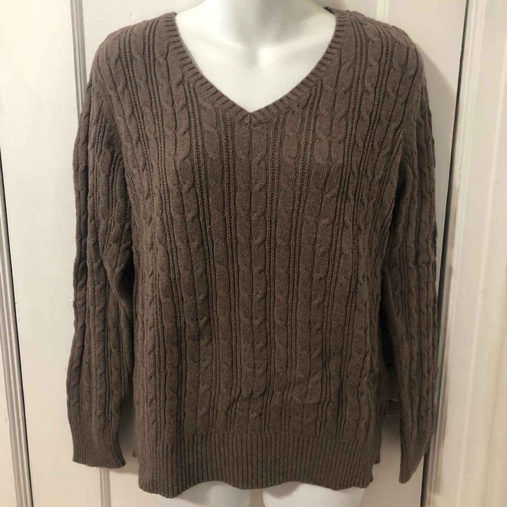 Ladies St. John’s Bay V-Neck Sweater. Sz L, Heather Brown